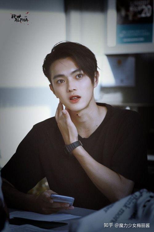 赵毅新爆料许凯视频,揭秘娱乐圈背后的秘密 第3张 赵毅新爆料许凯视频,揭秘娱乐圈背后的秘密 第3张